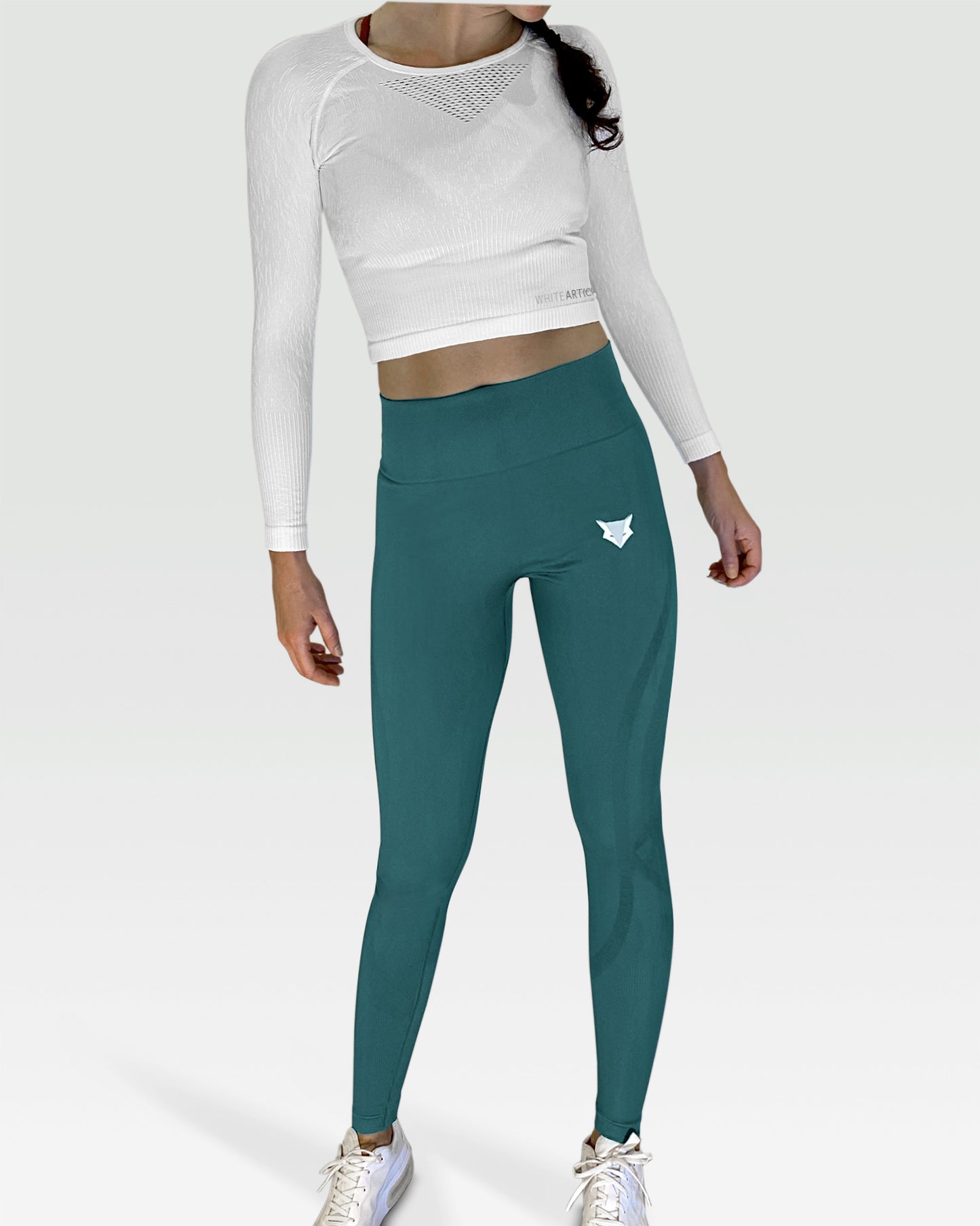 Freedom Seamless Long Sleeve Crop Top - White