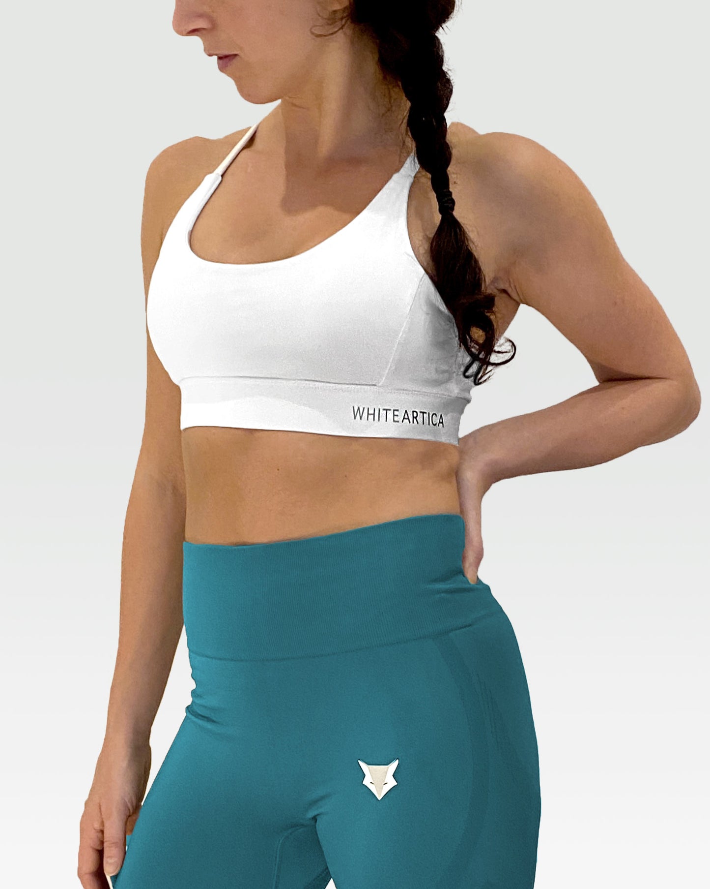 urban fitness  sportswear  activewear  sport bra  bra  women  white  training  Supportive  Stretch fabric  sports bra  removable cups  racerback design  Quick-dry  minimal  mesh fabric  Fitness  elastic straps  Breathable  black  athletic